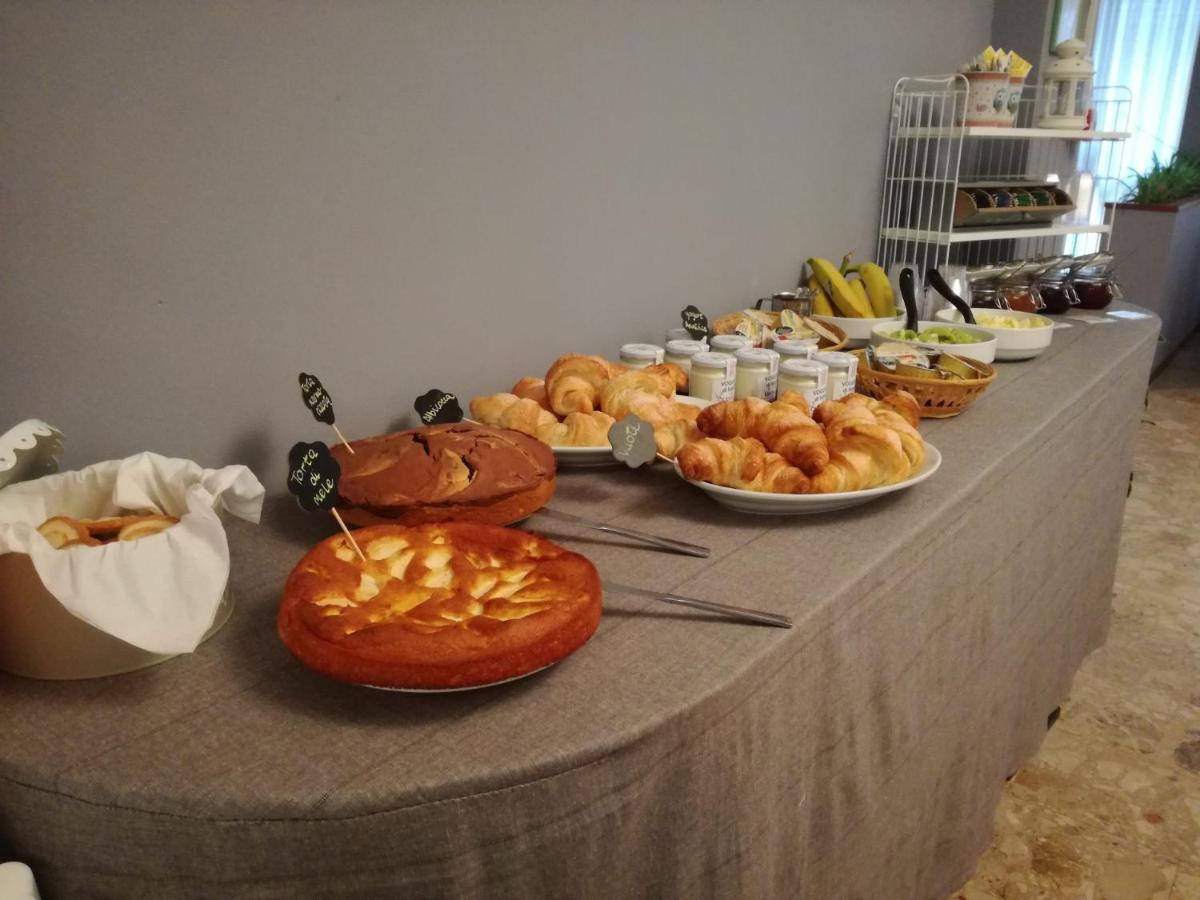 Hotel Serafini Rimini Ngoại thất bức ảnh