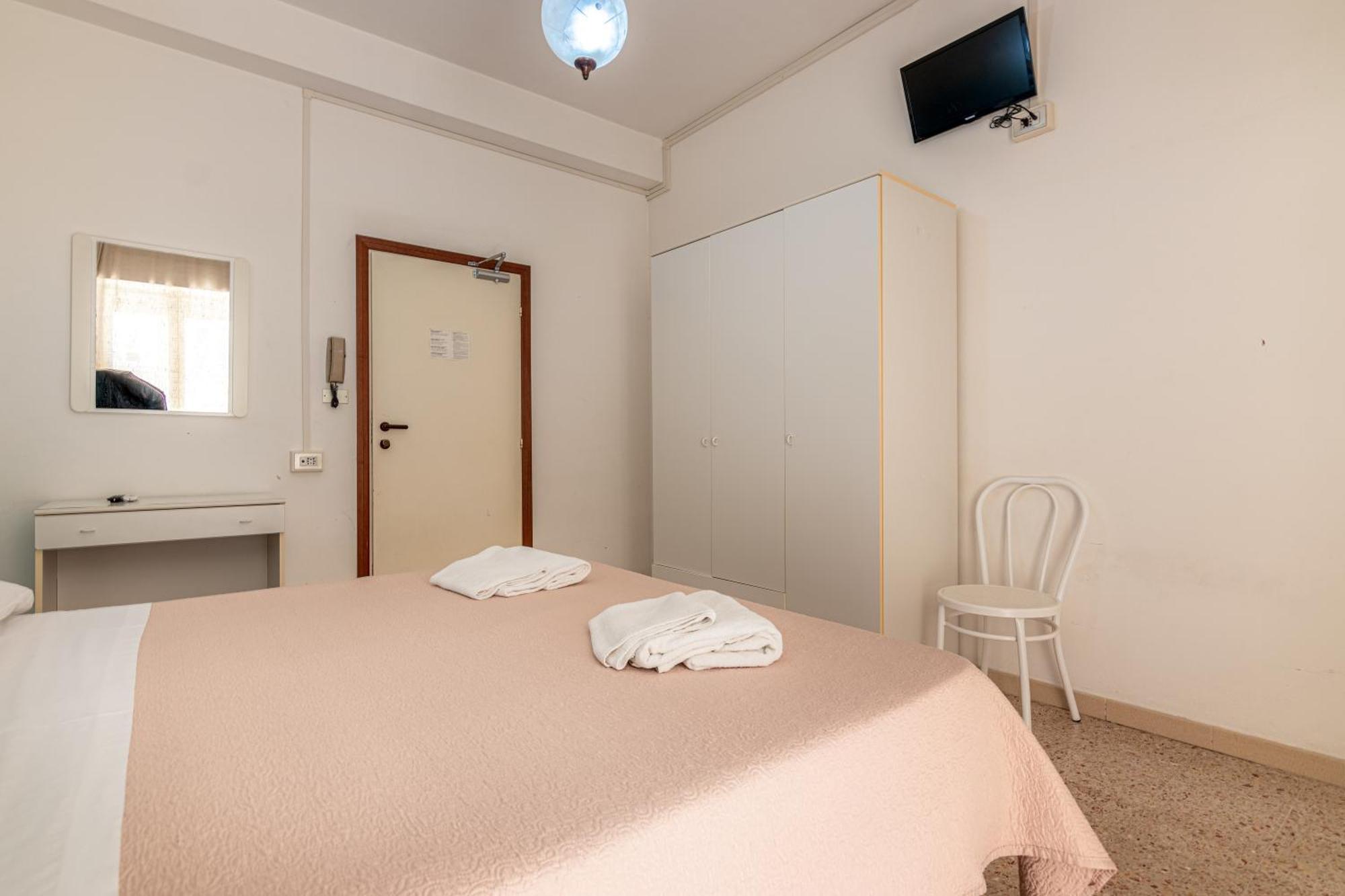 Hotel Serafini Rimini Ngoại thất bức ảnh