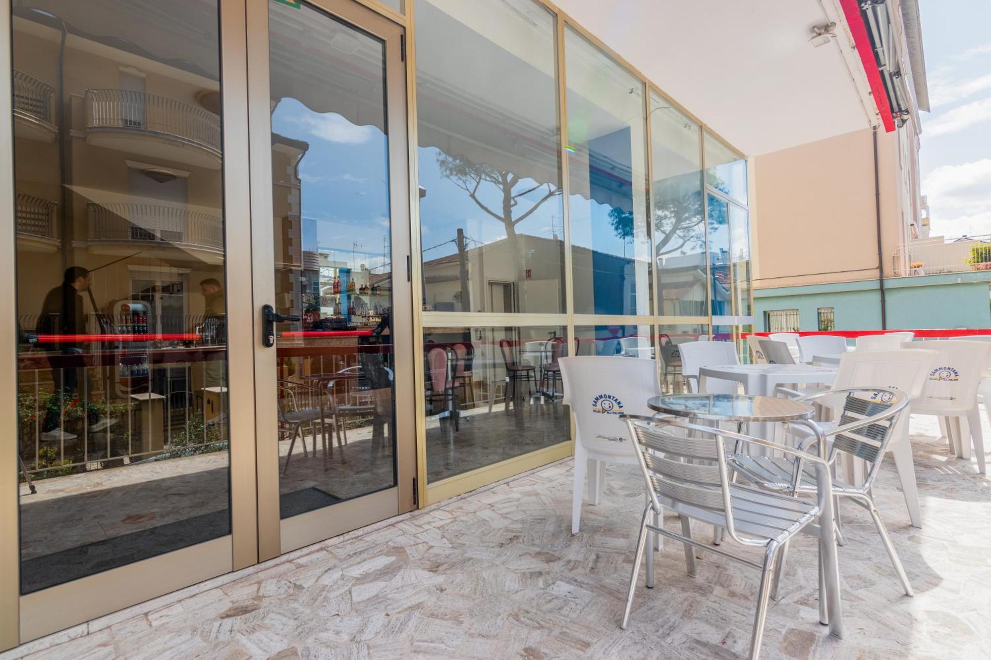 Hotel Serafini Rimini Ngoại thất bức ảnh