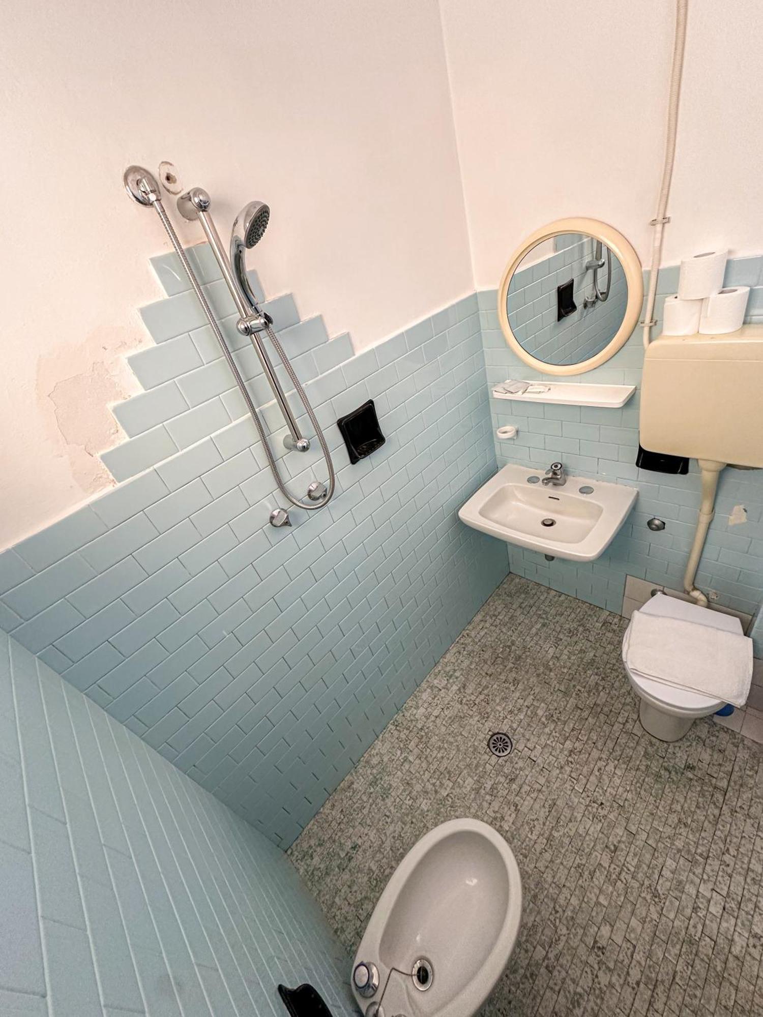 Hotel Serafini Rimini Ngoại thất bức ảnh