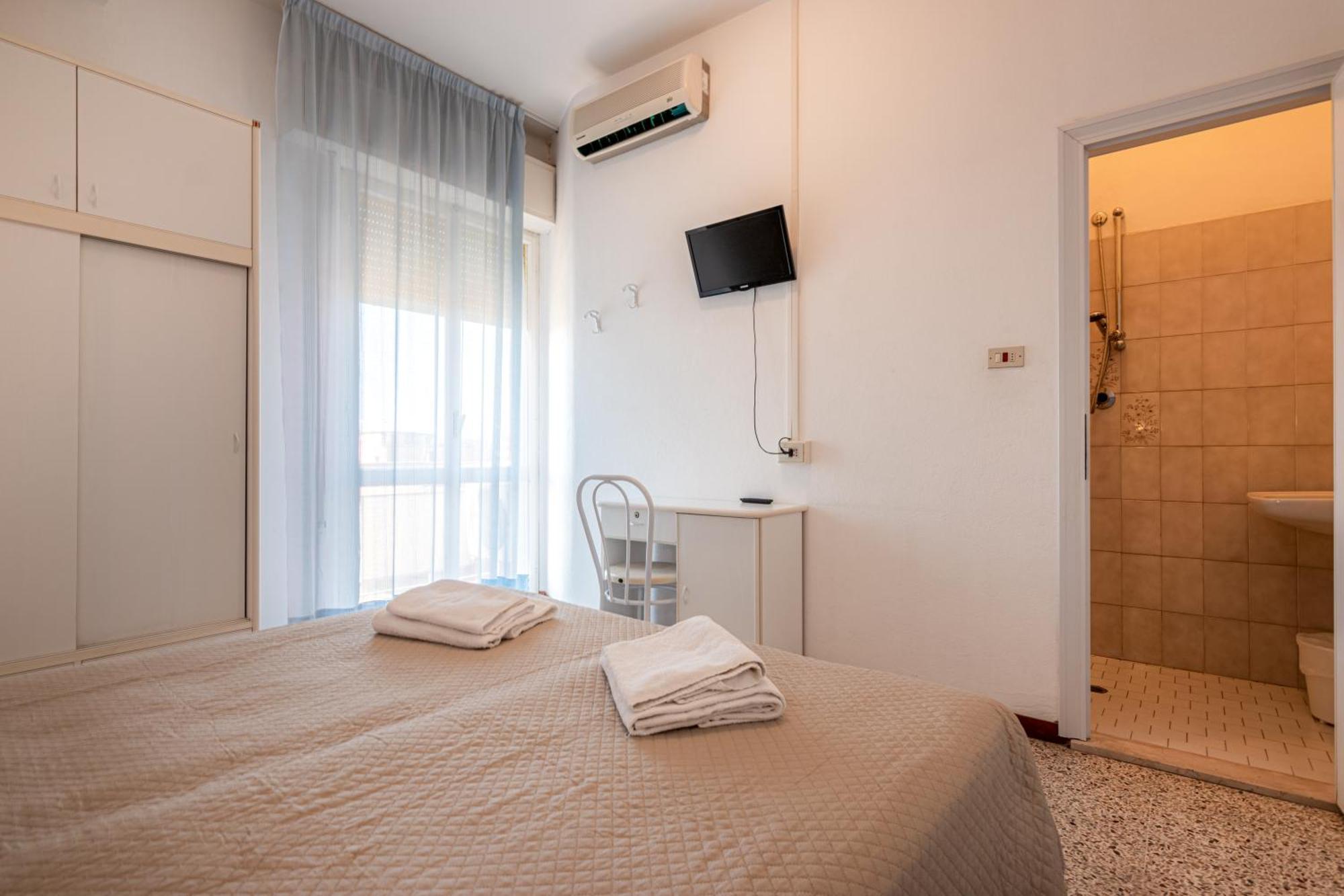 Hotel Serafini Rimini Ngoại thất bức ảnh